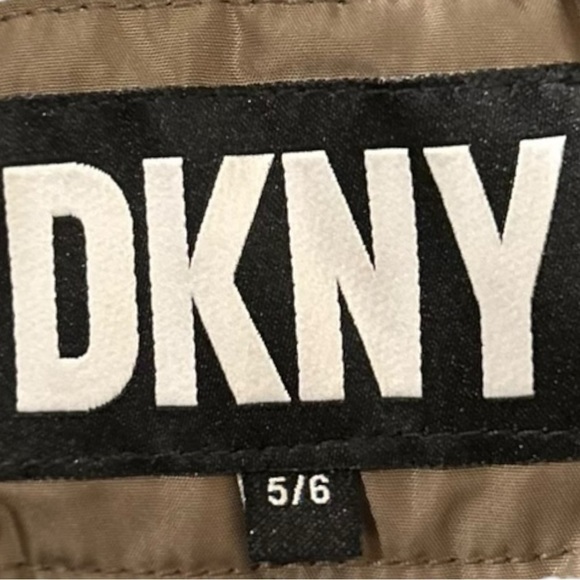 DKNY Kids 5/6 Winter Puffer Coat NWT - Picture 6 of 7